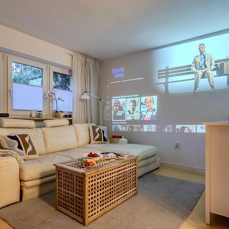 Apartamento Rezydencja Filmowa- Wygodny Apartament 10 Min Od Lotniska I Centrum Varsovia Exterior foto