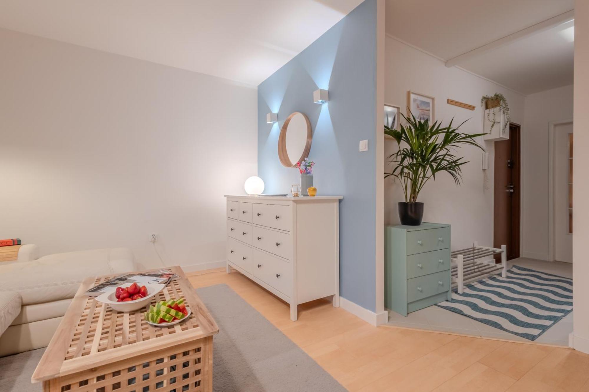 Apartamento Rezydencja Filmowa- Wygodny Apartament 10 Min Od Lotniska I Centrum Varsovia Exterior foto